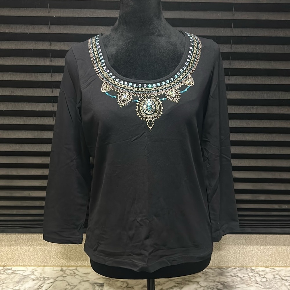 Rafaella Women’s Black Sequinned Neckline 3/4 Sleeve Scoopneck Tee Medium‎